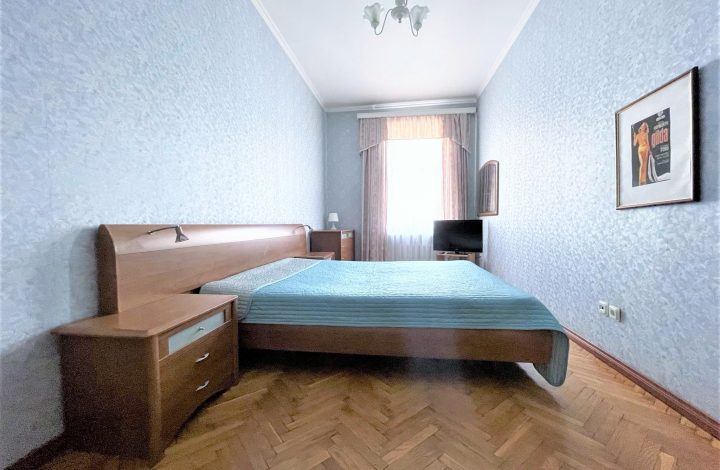2к.кв. – Восстания 26